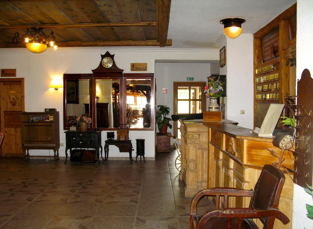 Landhotel Goldener Becher Limabach - Oberfrohna Extérieur photo